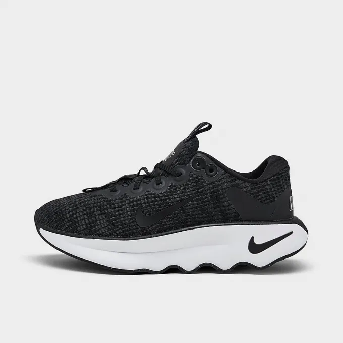 NIKE MOTIVA black-white Active Profile