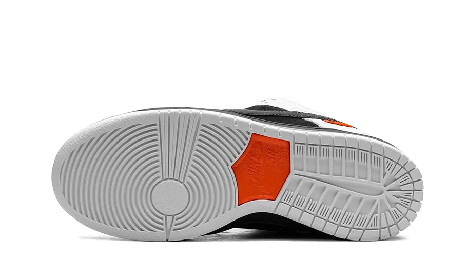 Classic Silhouette Functional Edge Nike SB Dunk Low TIGHTBOOTH