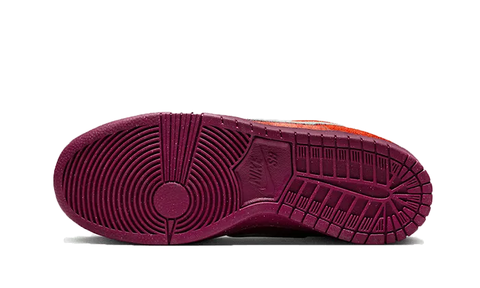 Nike SB Dunk Low Mystic Red Sports Class