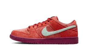 Nike SB Dunk Low Mystic Red Active Walk Bounce Walk