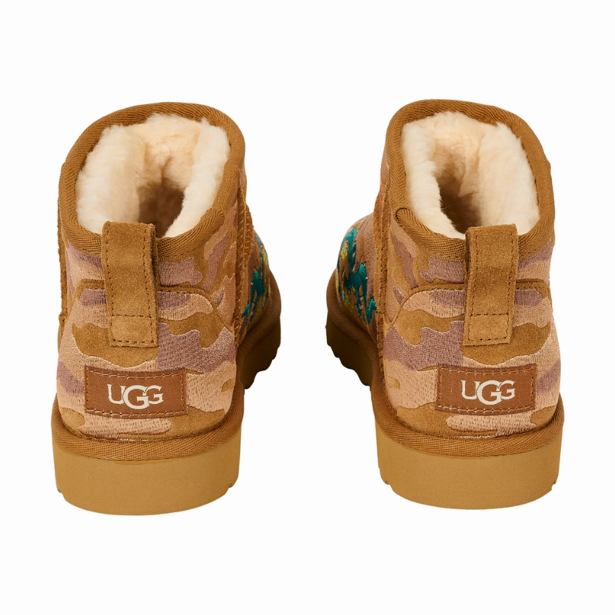 UGG Classic Ultra Mini Boot Palace Chestnut Camo Market Day
