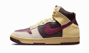 Structured Form Nike Dunk High 1985 Valentines Day