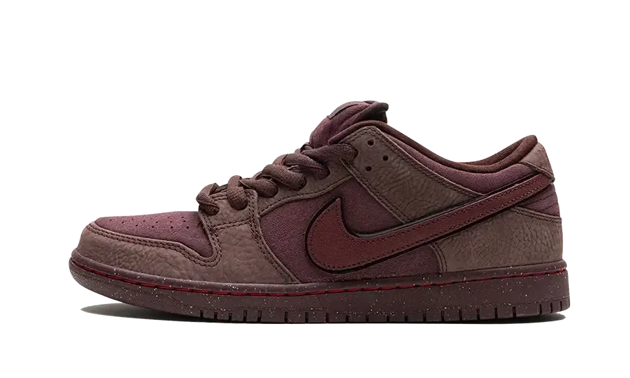 Fashionable Style Nike SB Dunk Low City Of Love Burgundy Crush