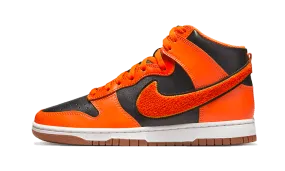 running with music running in a metal bridge area shoes Dunk High University Chenille Swoosh Safty Orange