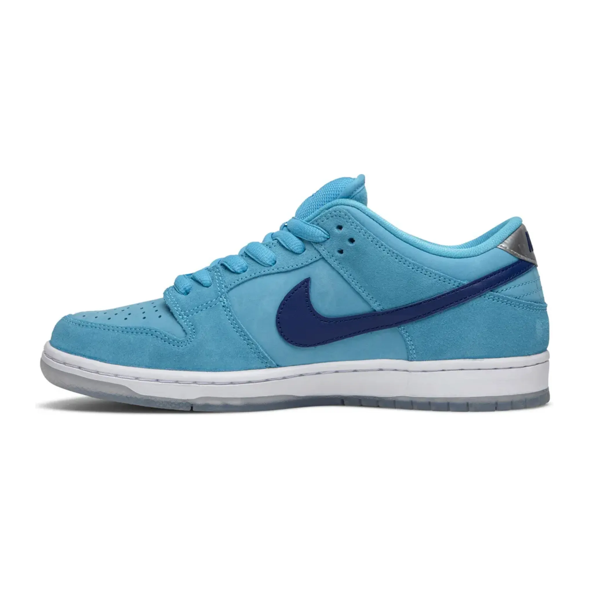 endurance - training running on a gravel track shoes Nike SB Dunk Low Pro Blue Fury