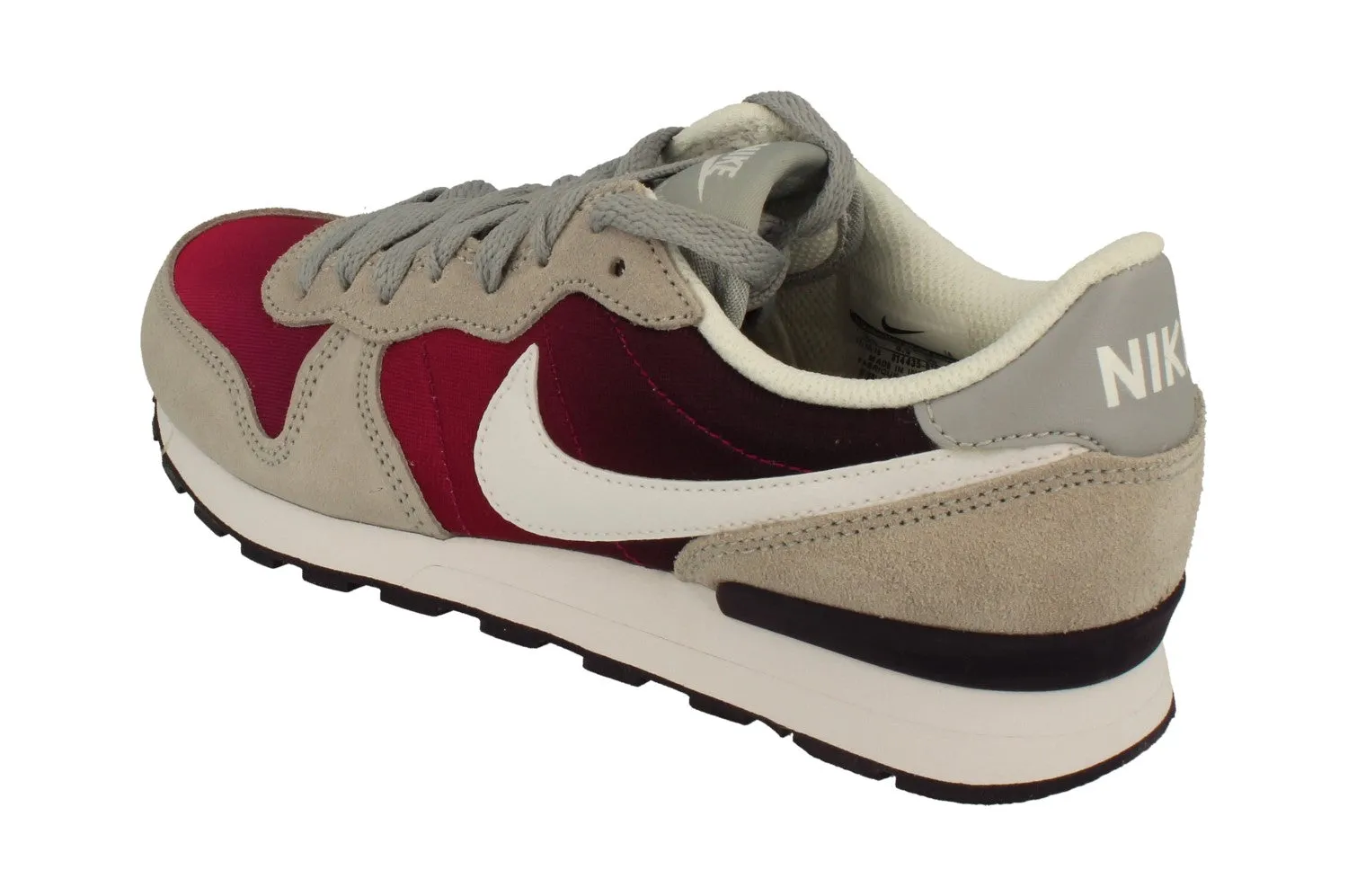 motion - control - optimized shoes Nike Internationalist GS Trainers 814435 015
