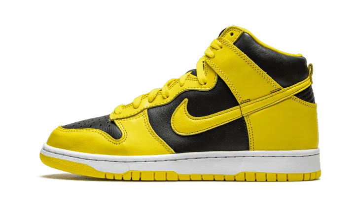 running in a fitness center shoes Long Wear Comfort Dunk High Varsity Maize