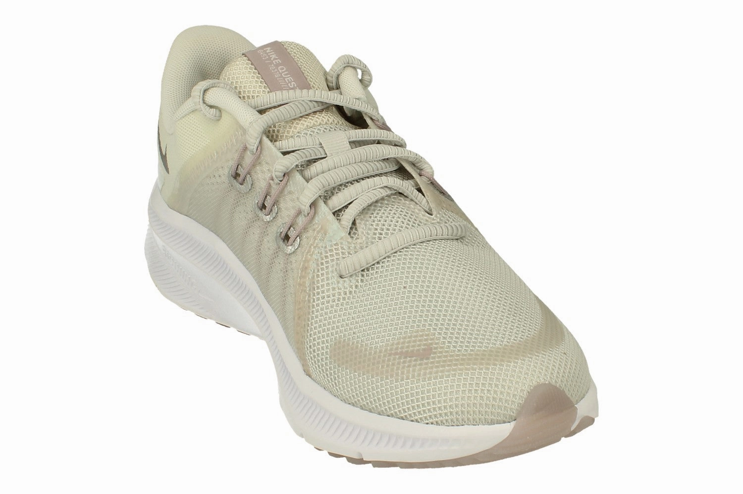 Nike Womens Quest 4 PRM Trainers DA8723 011 Adaptable to different foot shapes
