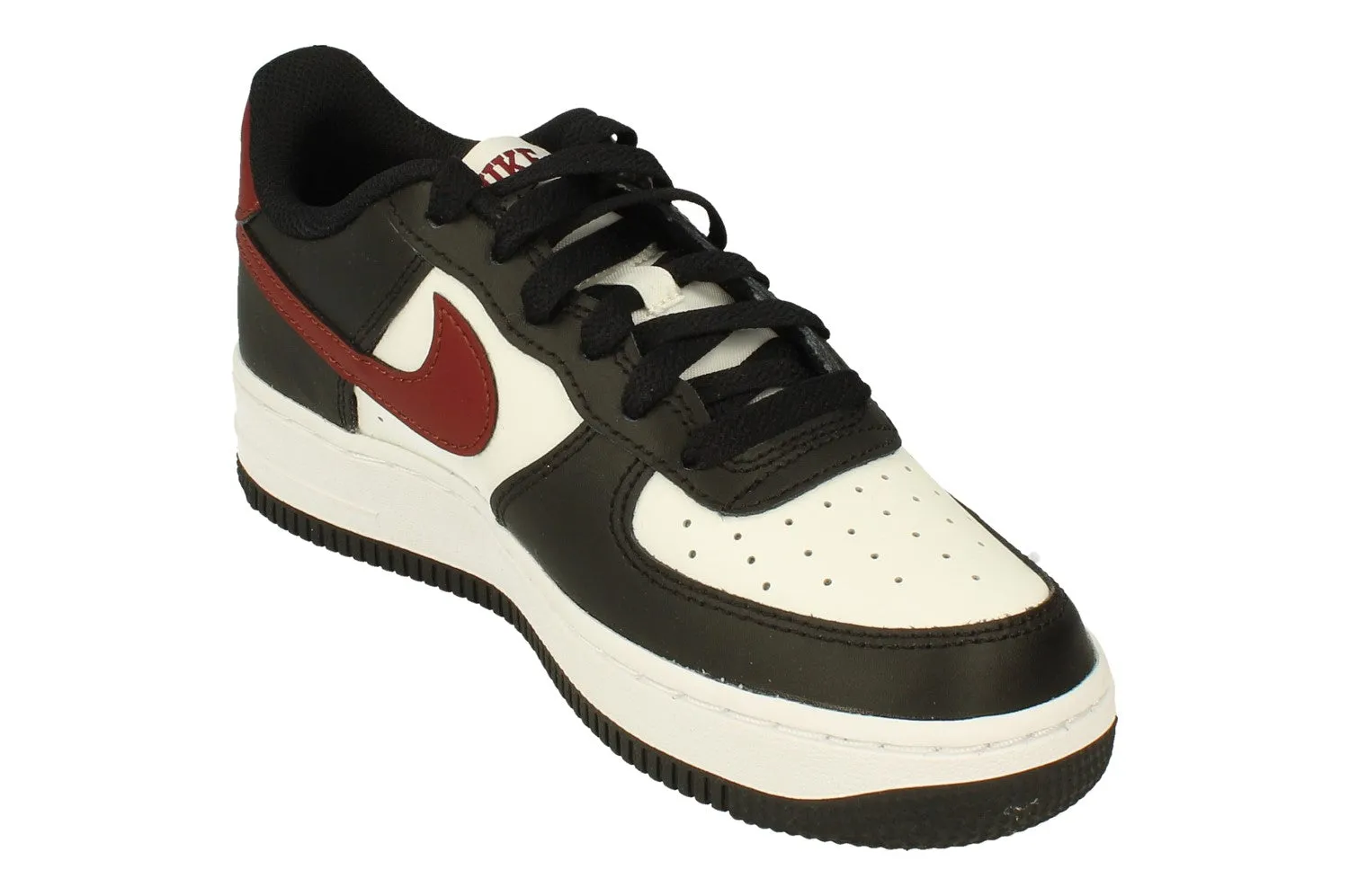 Nike Air Force 1 GS Trainers Fz4351  001 Versatile Design running in a floating bridge area shoes