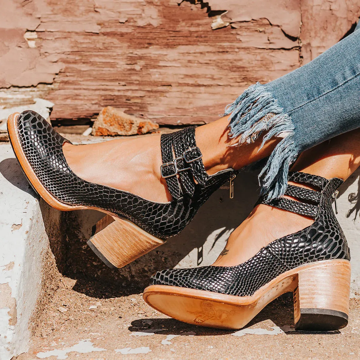 Sylis | Everly Orthopedic Sandals
