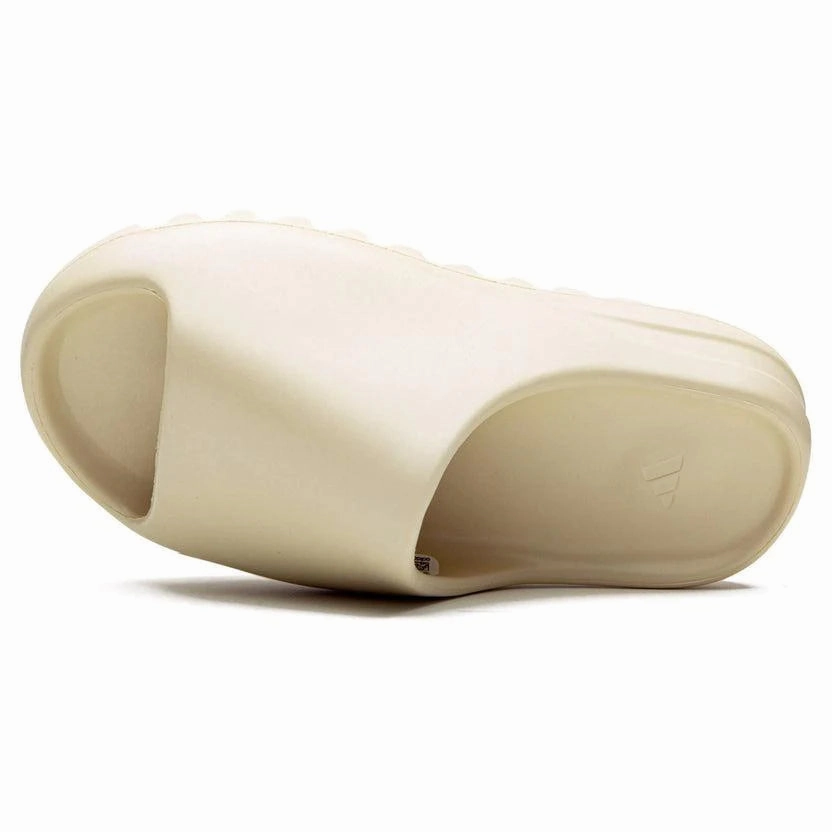 Balanced Style Adidas Yeezy Slide Bone