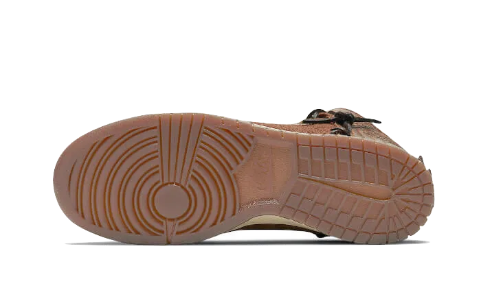 Rubberized Heel Supportive arch Nike Dunk High Bodega Legend Fauna Brown