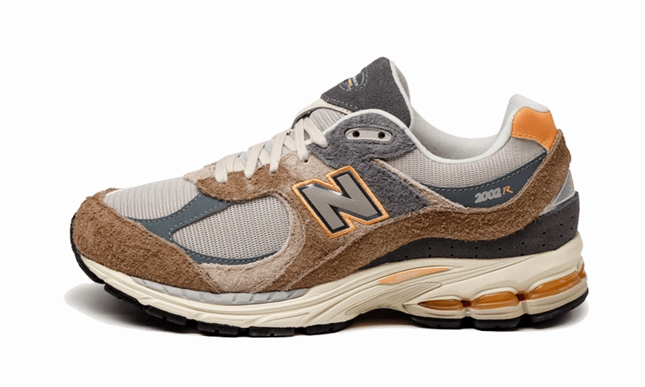 New Balance 2002R Mushroom Hazy Peach Urban Wear Flexible Soles