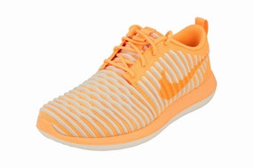 Nike Womens Roshe Two Flyknit 844929 800 Comfortable Responsive Midsole cruelty - free