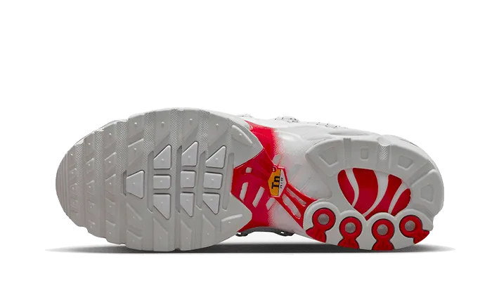 Air Max Plus Utility White Silver Red All-Day Wear toe - spring running shoes