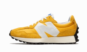 3D Knit Engineering No Seam Interior New Balance 327 Yellow