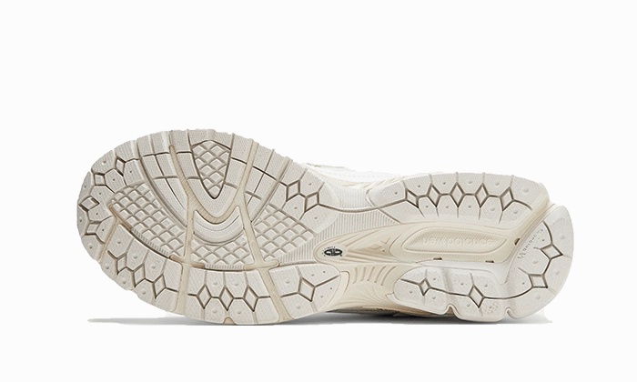 New Balance 1906D Protection Pack White Leather Breathable Inserts