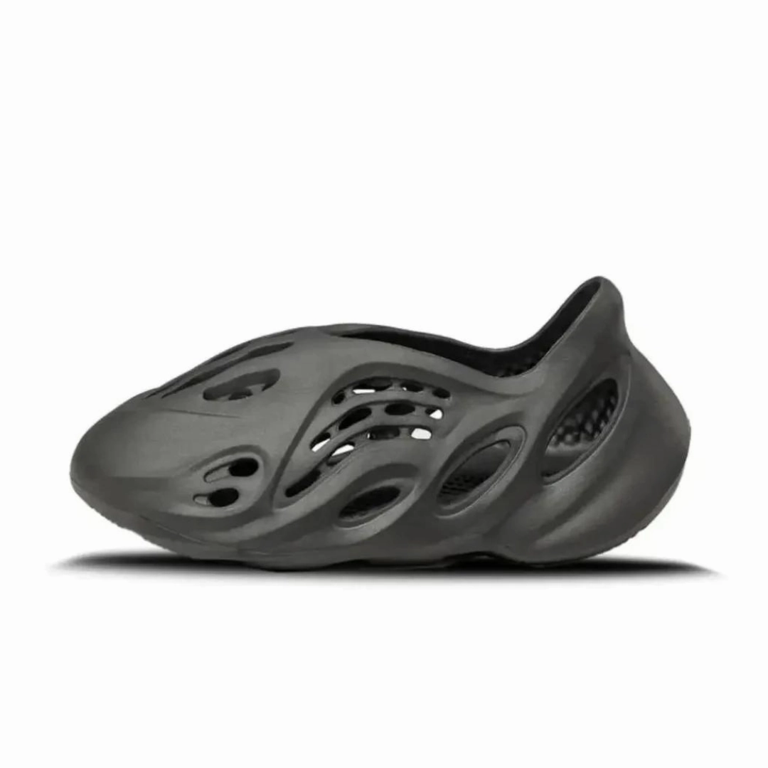 Step Smart Walkable Fit Adidas Yeezy Foam Runner Carbon
