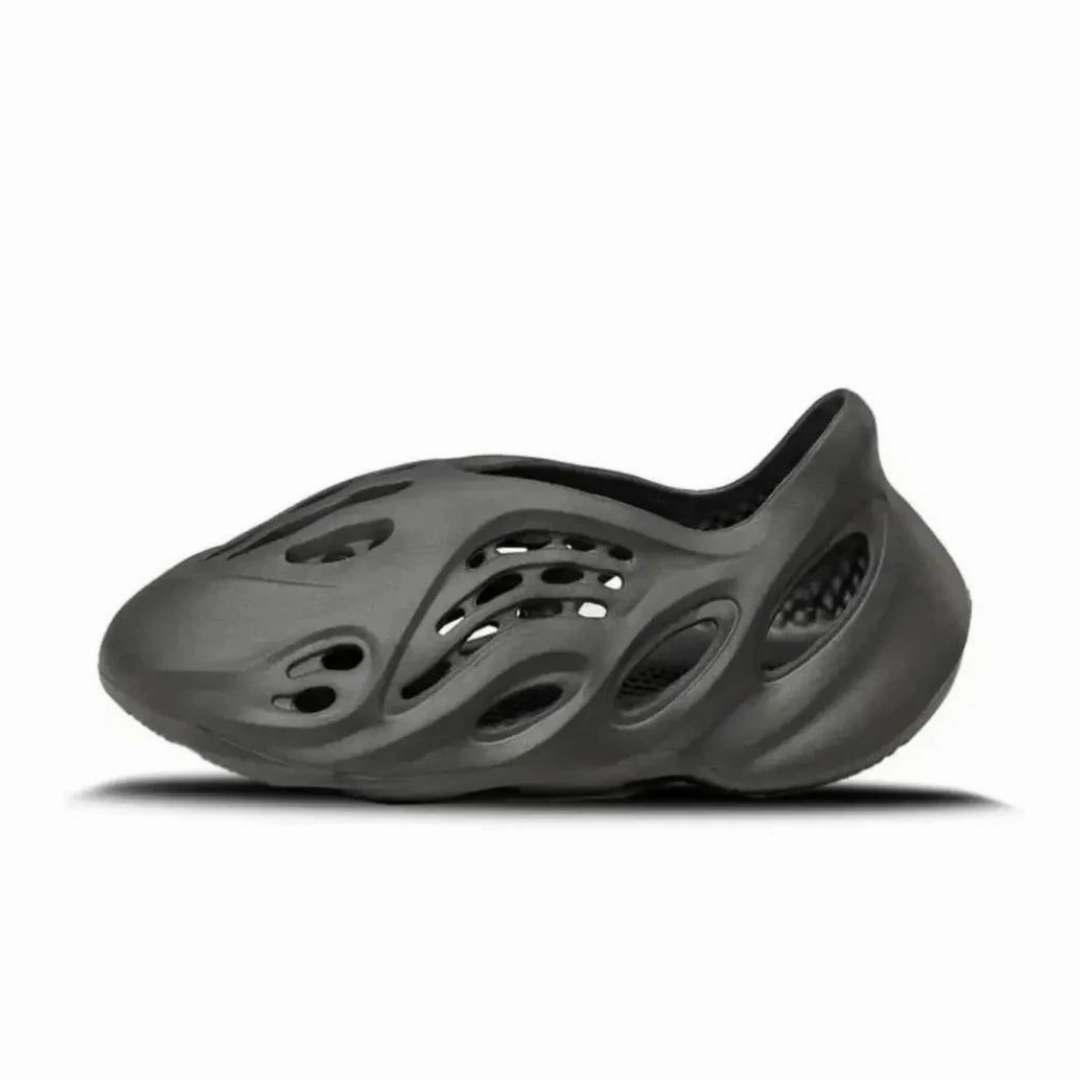 Flexible Construction All Day Adidas Yeezy Foam Runner Carbon