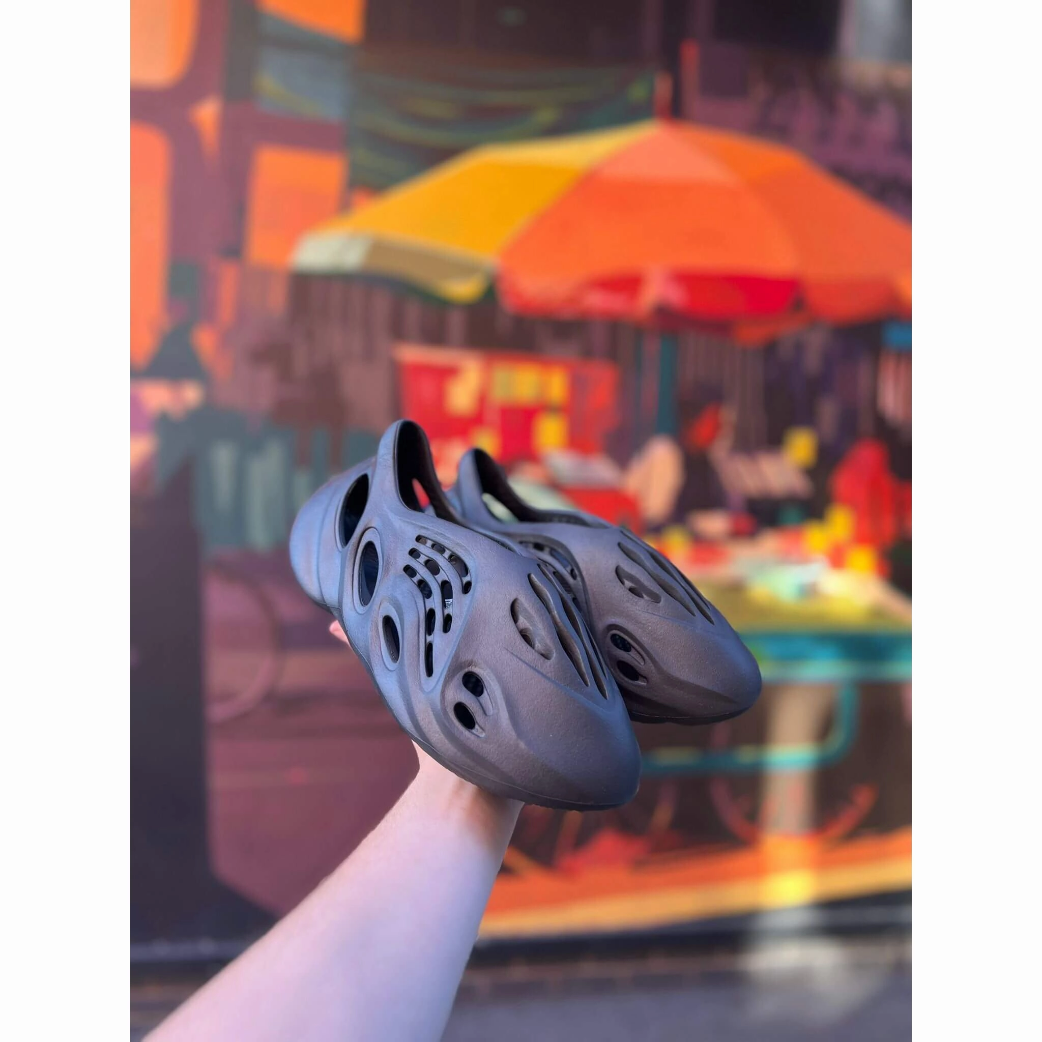 adidas Yeezy Foam RNR Carbon Trip Pic