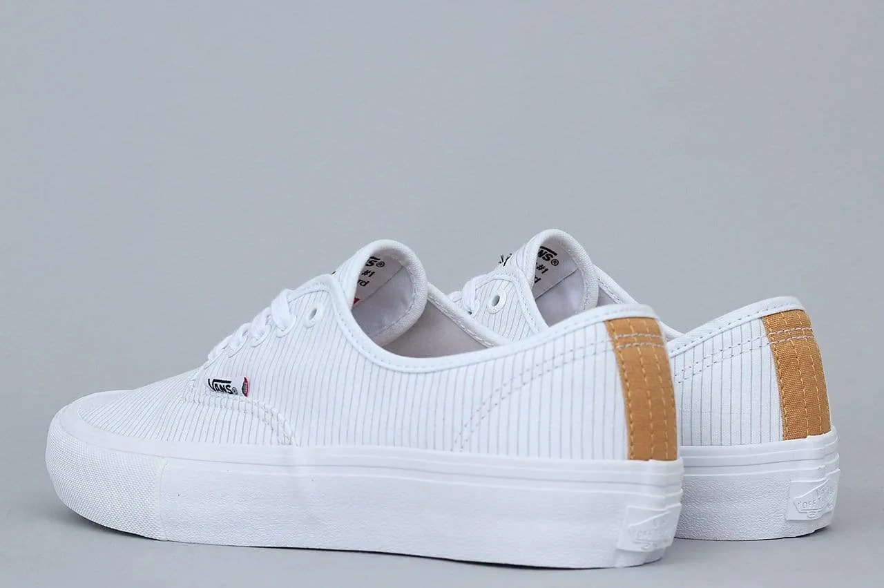 Vans Authentic Pro Shoes Civilist True White / Honey