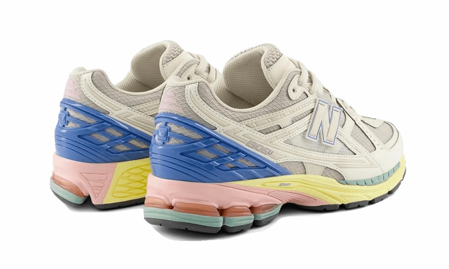 Aero Dynamic Silhouette 1906U Lunar New Year Angora