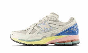 1906U Lunar New Year Angora No Laces Ready Motion