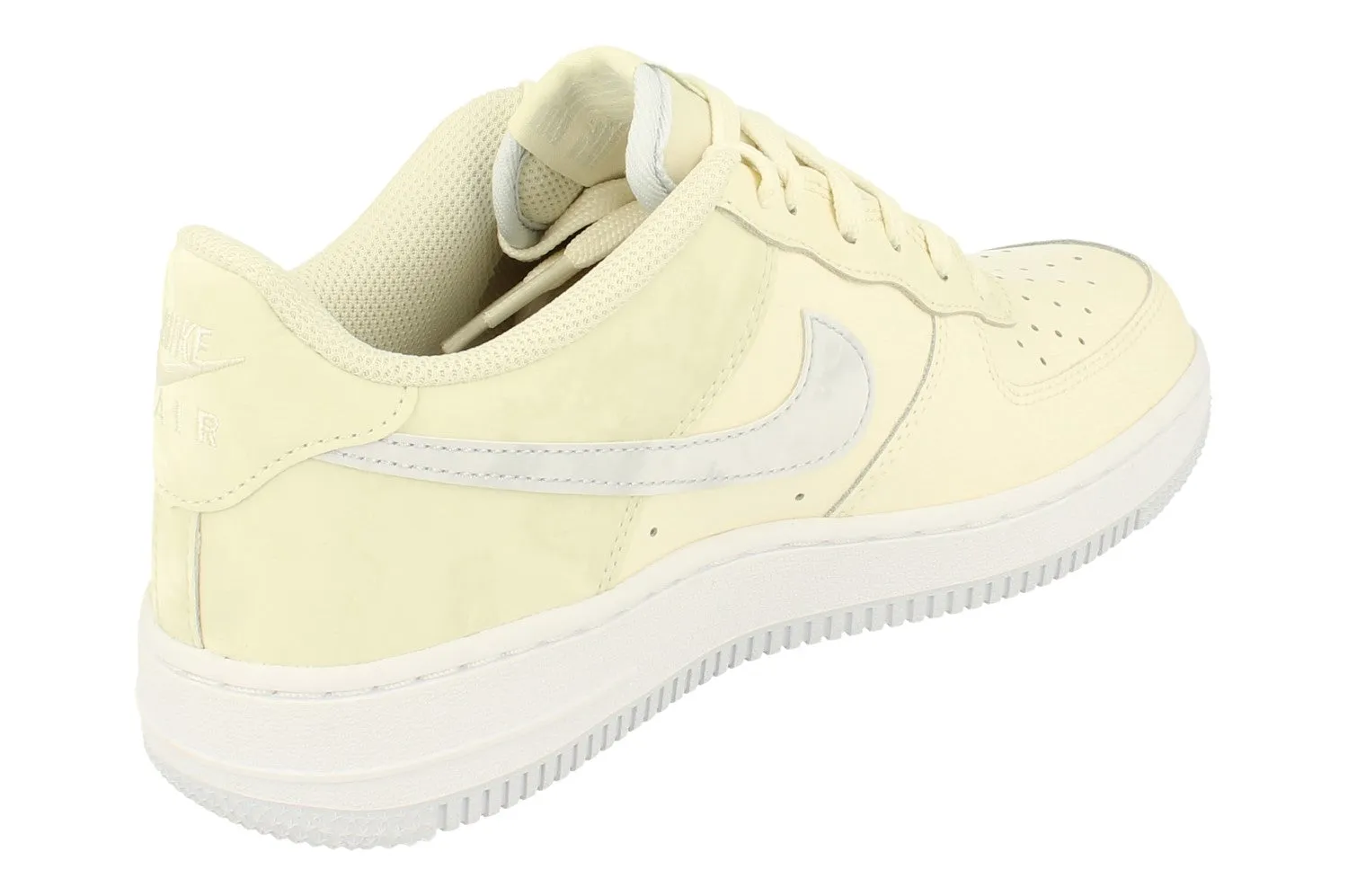 Lightweight Lining amateur runner Nike Air Force 1 GS Trainers Ct3839 110