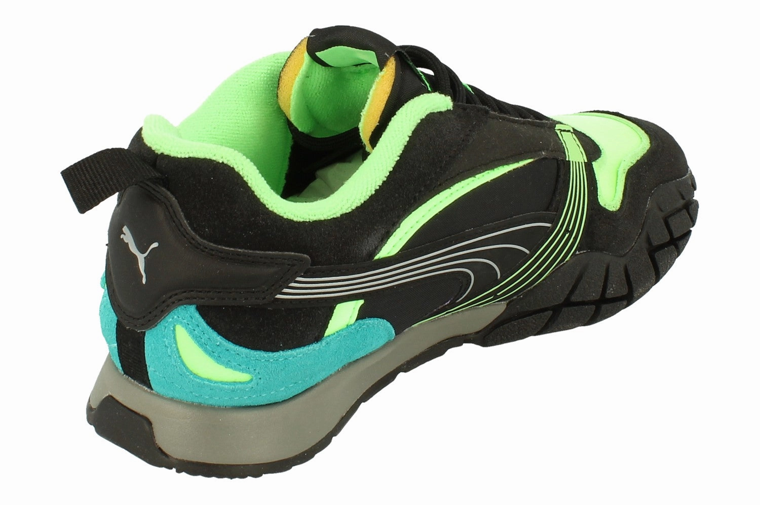 REDUCED!! Puma Kyron Bonfire Womens 373916 03 running for a way to stay focused Rainy running shield