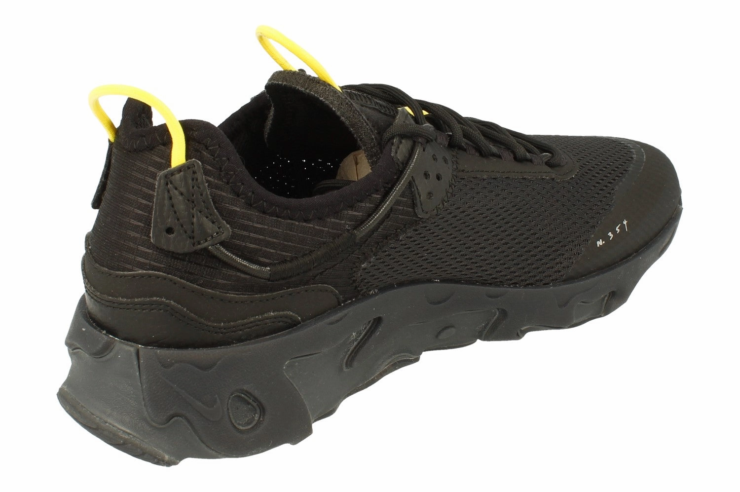 Nike React Live Mens DO6707 001 Performance athletic style