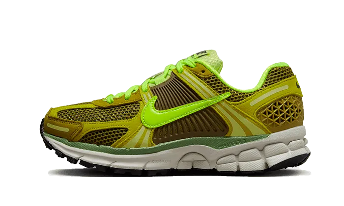 running shoes with padded collars Vomero 5 Olive Flak Volt
