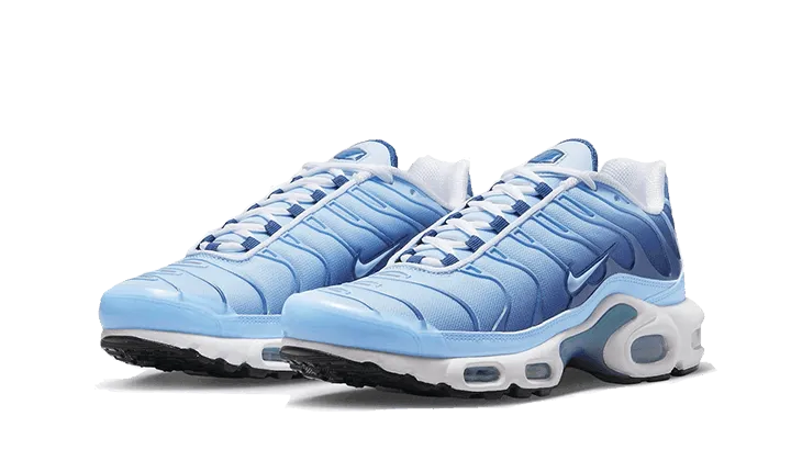 Air Max Plus University Blue Gradient running with a hat Trail Blazing