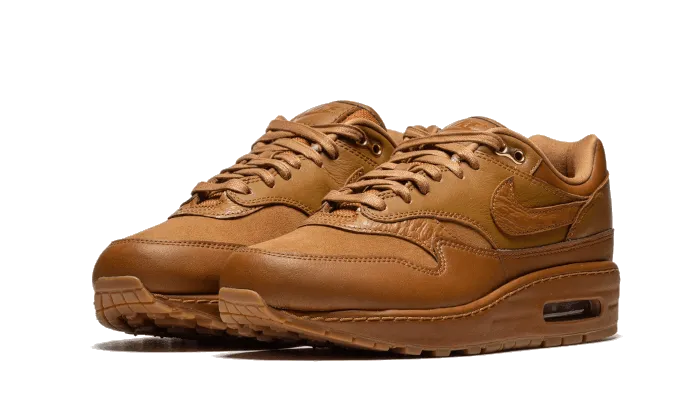 wide - toe - box - feature shoes muddy terrain Air Max 1 '87 Luxe Ale Brown