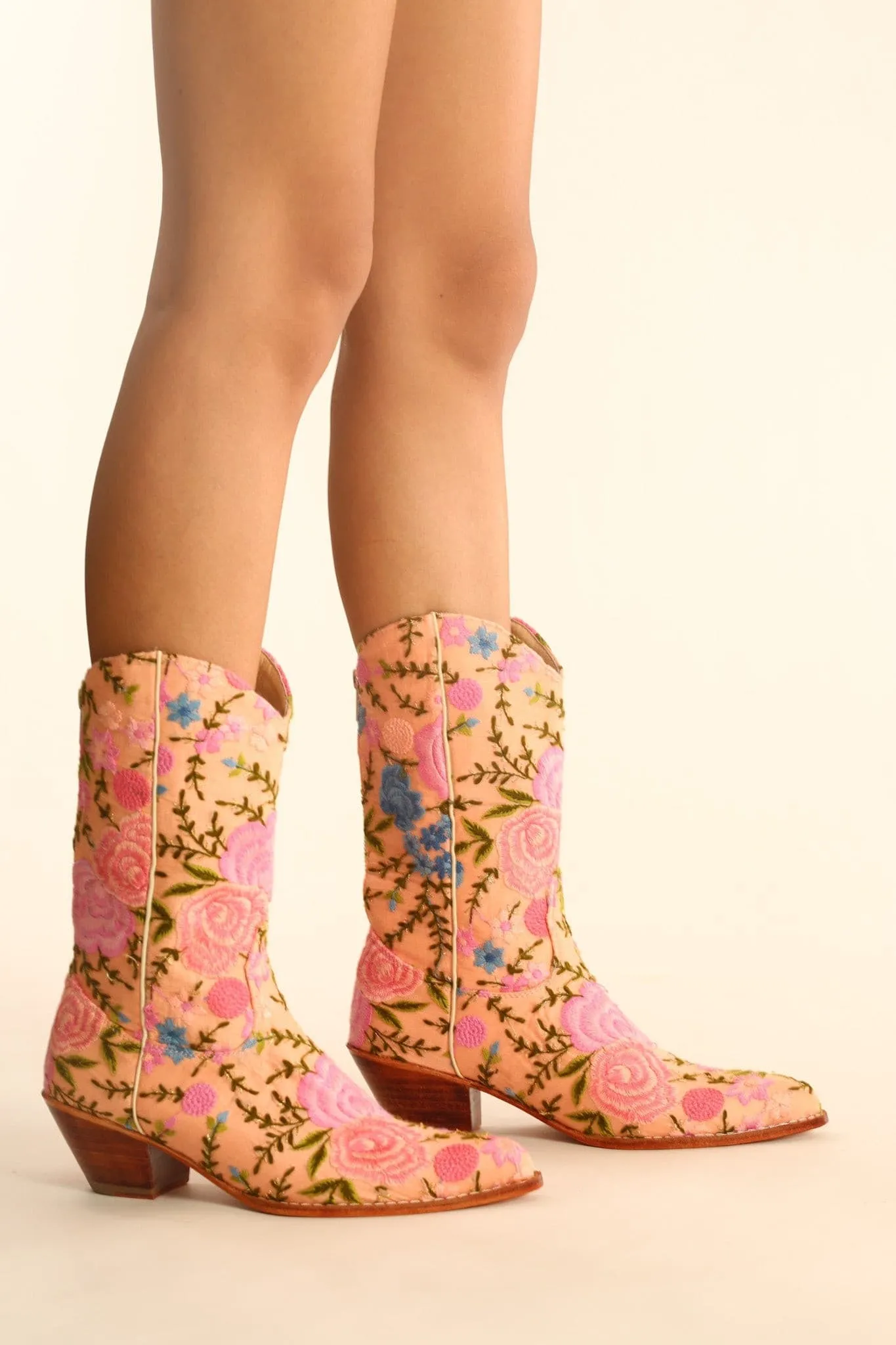 WESTERN EMBROIDERED BOOTS AENNA