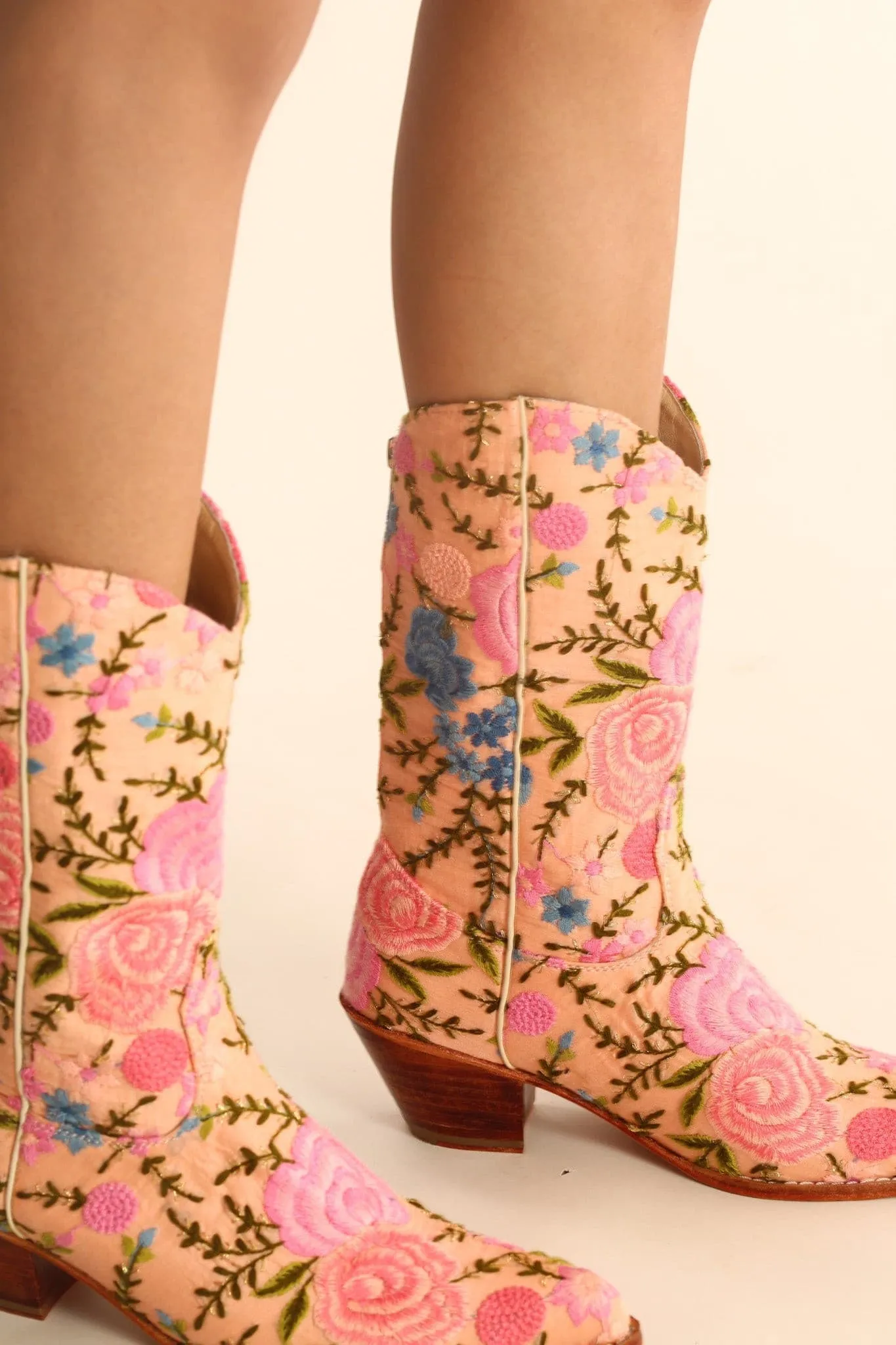 WESTERN EMBROIDERED BOOTS AENNA