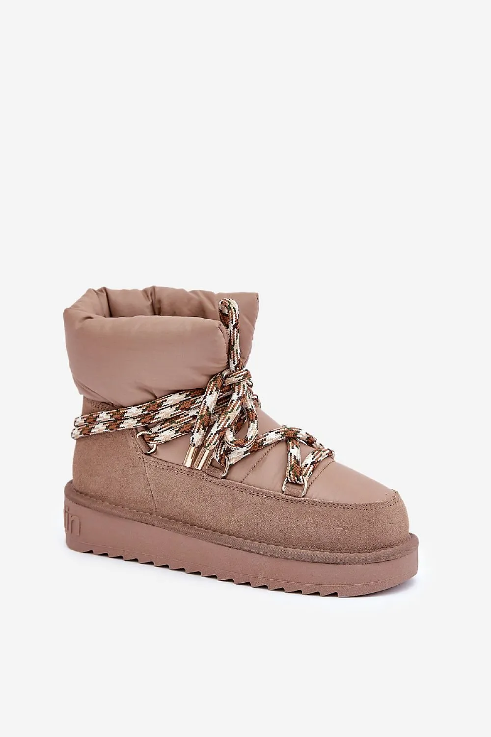 Women's simple cut thick lacing snow boots