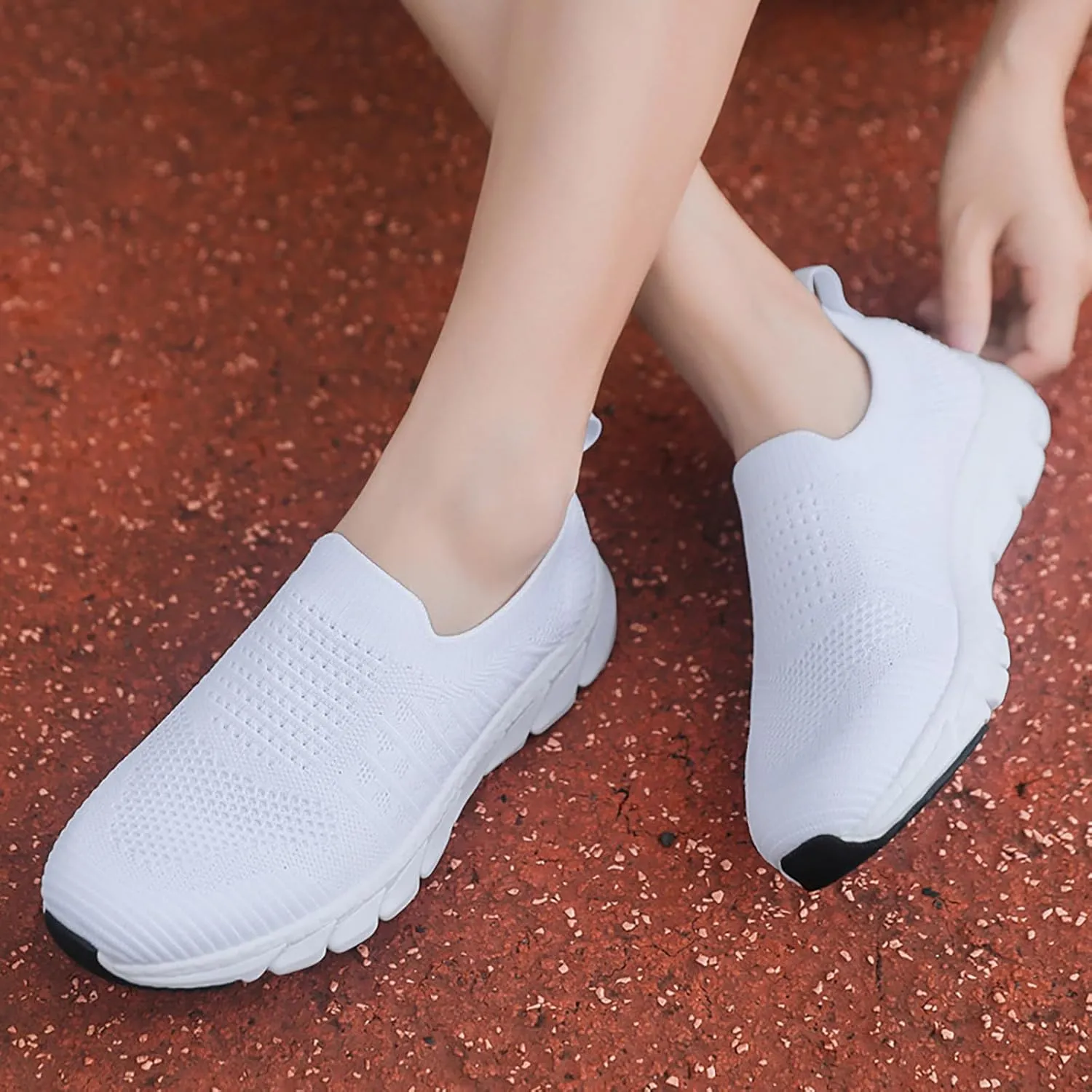 Women's Slip-on Shoes Wide Width Sneakers Hands Free Non Slip Work Shoes Women Walking Woman Shoes Casual White Sneakers Slip On Tennis Shoe Loafers Shoe