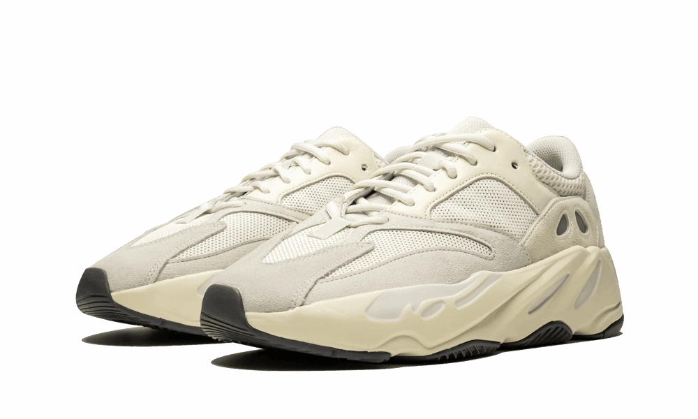 Quick Slide Yeezy 700 Analog
