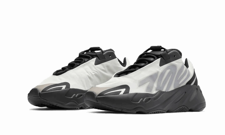 Yeezy 700 MNVN Bone Wearable Style Shore Jog