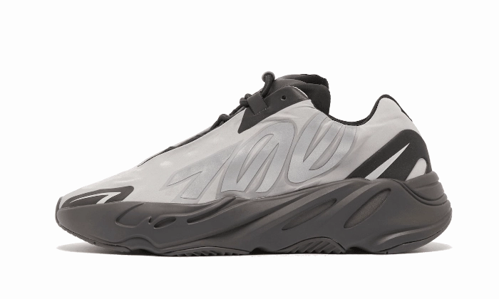 Lounge Mode Yeezy 700 MNVN Geode