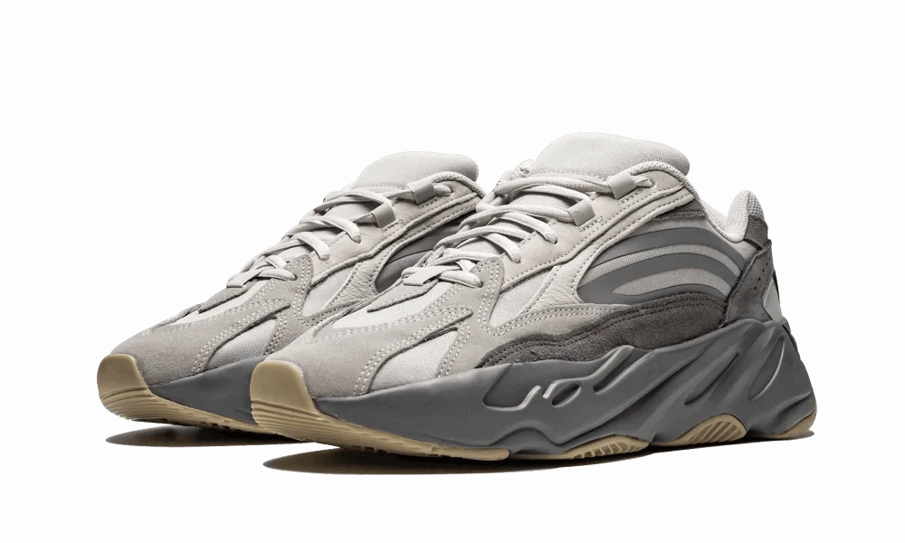 Comfortable Upper Steady Stride Yeezy 700 V2 Tephra