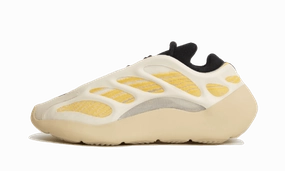 Yeezy 700 V3 Safflower Breathable Upper Shoes Photo Day