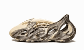 Yeezy Foam RNNR MX Clay Cream Coach Hike