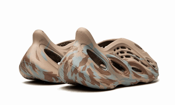 Soft   sole Yeezy Foam RNNR MX Sand Grey