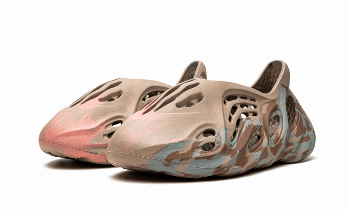 Yeezy Foam RNNR MX Sand Grey Urban Life