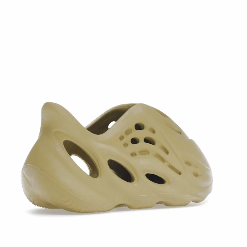Yeezy Foam RNNR Sulfur (Infants) Quick Drying