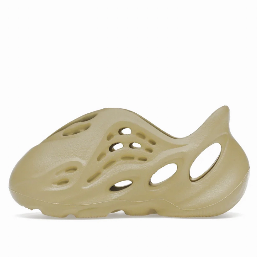 Yeezy Foam RNNR Sulfur (Infants) Ease Style All Season Use