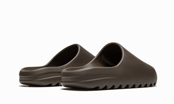 Yeezy Slide Soot Comfort Technology Anti Skid Feature