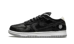 Slip Resistant Surface Nike SB Dunk Low BE@RBRICK Medicom Toy