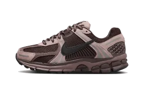 Zoom Vomero 5 Plum Eclipse Firm